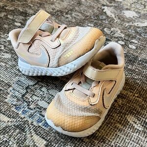 Toddler Nike Revolution Shoes Size 8c